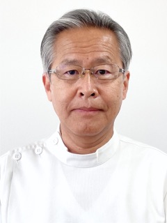 薮内 貴章 歯科医師